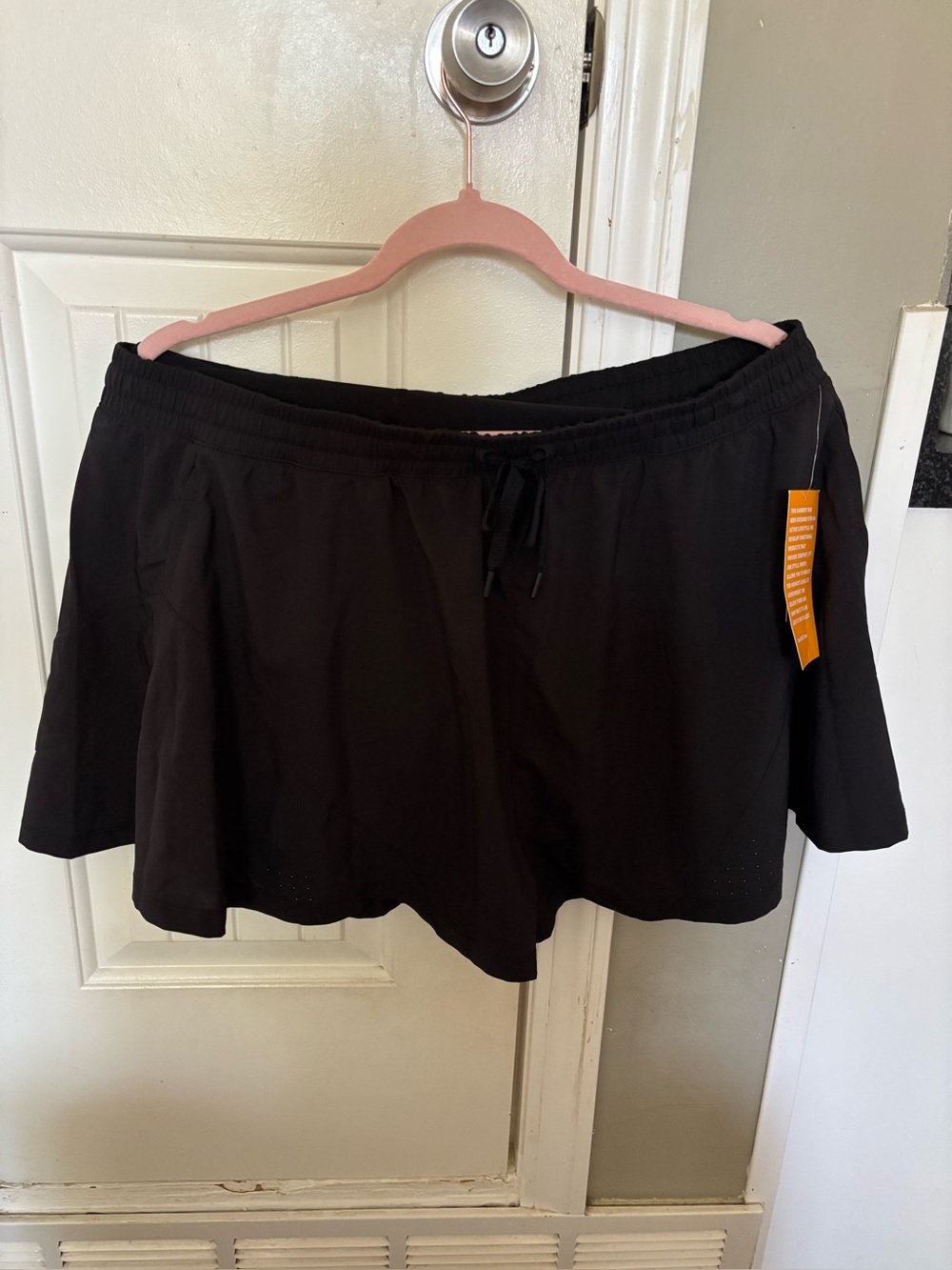 Women’s Avia Skort Size Large NWT